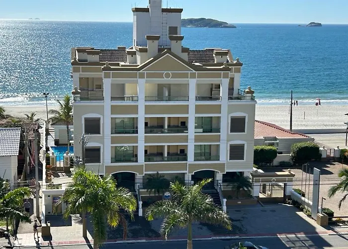 Golfinhos Aparthotel A Beira-Mar!!